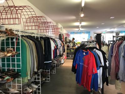 rotkreuz.fashion Gundeli - Second-hand Clothing in Basel-Stadt