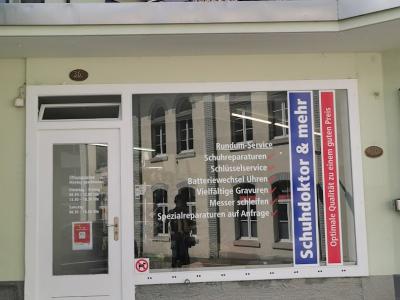 Schuhdoktor und mehr - Second-hand Clothing in Aargau