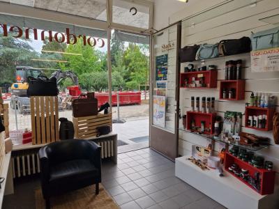 Shark's Multi Services Cordonnier - Second-hand Clothing in Geneva