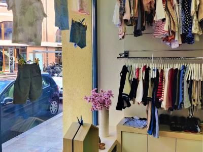 Le Dressing Enchanté - Boutique de seconde main pour enfants - Vêtements de seconde main à Genève