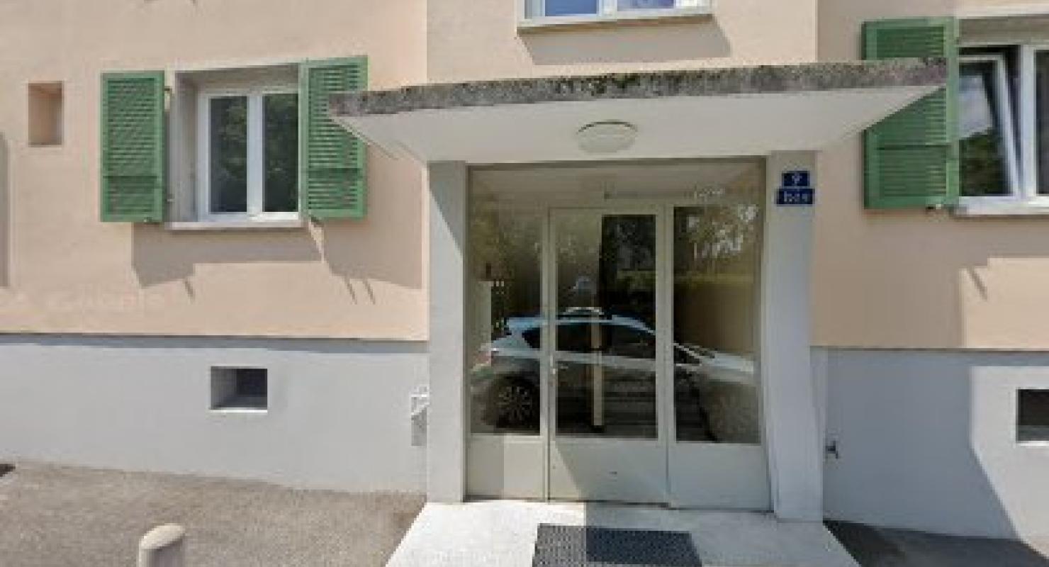 LS Couture - Repair & Alteration in Geneva