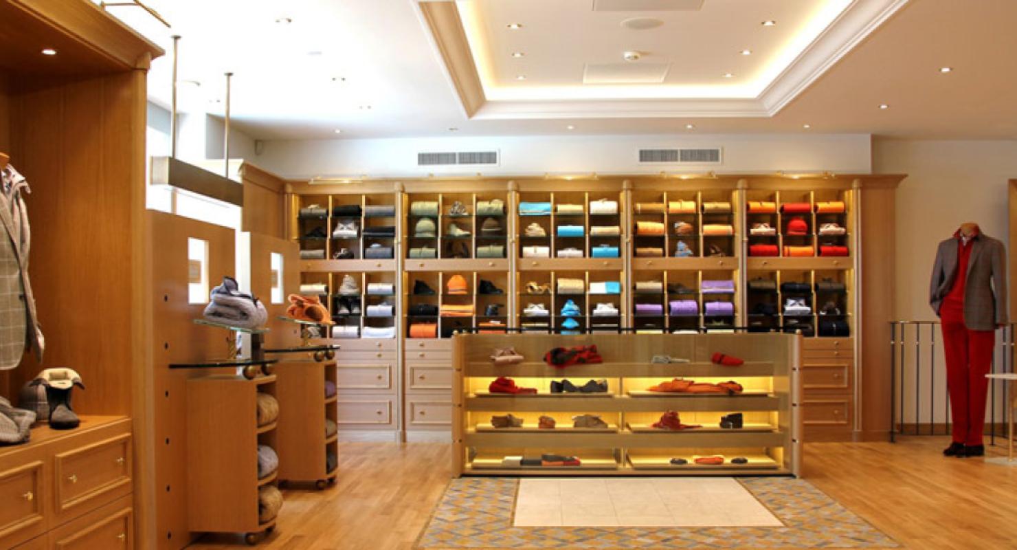 Franck Namani - Upcycled Fashion in Geneva