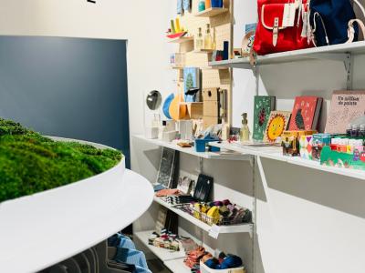 L' ASTICOT PALACE - Second-hand Clothing in Geneva