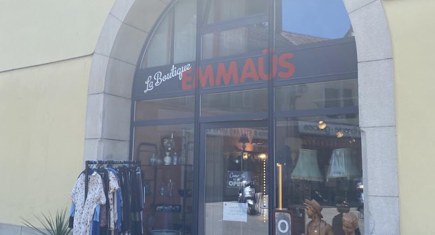 Emmaüs Genève (Boutique) - Second-hand Clothing in Geneva