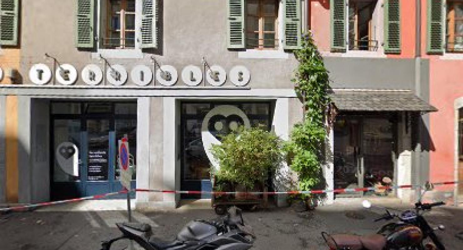 ellyha - Upcycled Fashion in Geneva