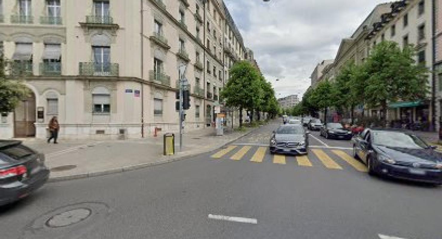 Blocode - Upcycled Fashion in Geneva