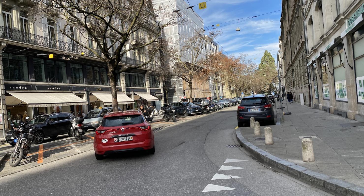 Sandro - Galerie Lafayetteobus Geneve - Second-hand Clothing in Geneva