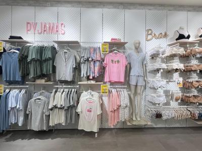 Tezenis - Abbigliamento di seconda mano a Ginevra