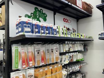 As services / Double de Clé /copie de clé / Gravure / Tampons / cordonnerie - Second-hand Clothing in Geneva