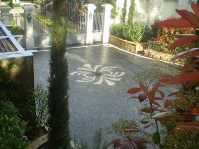 Rocnat SA - Upcycled Fashion in Geneva