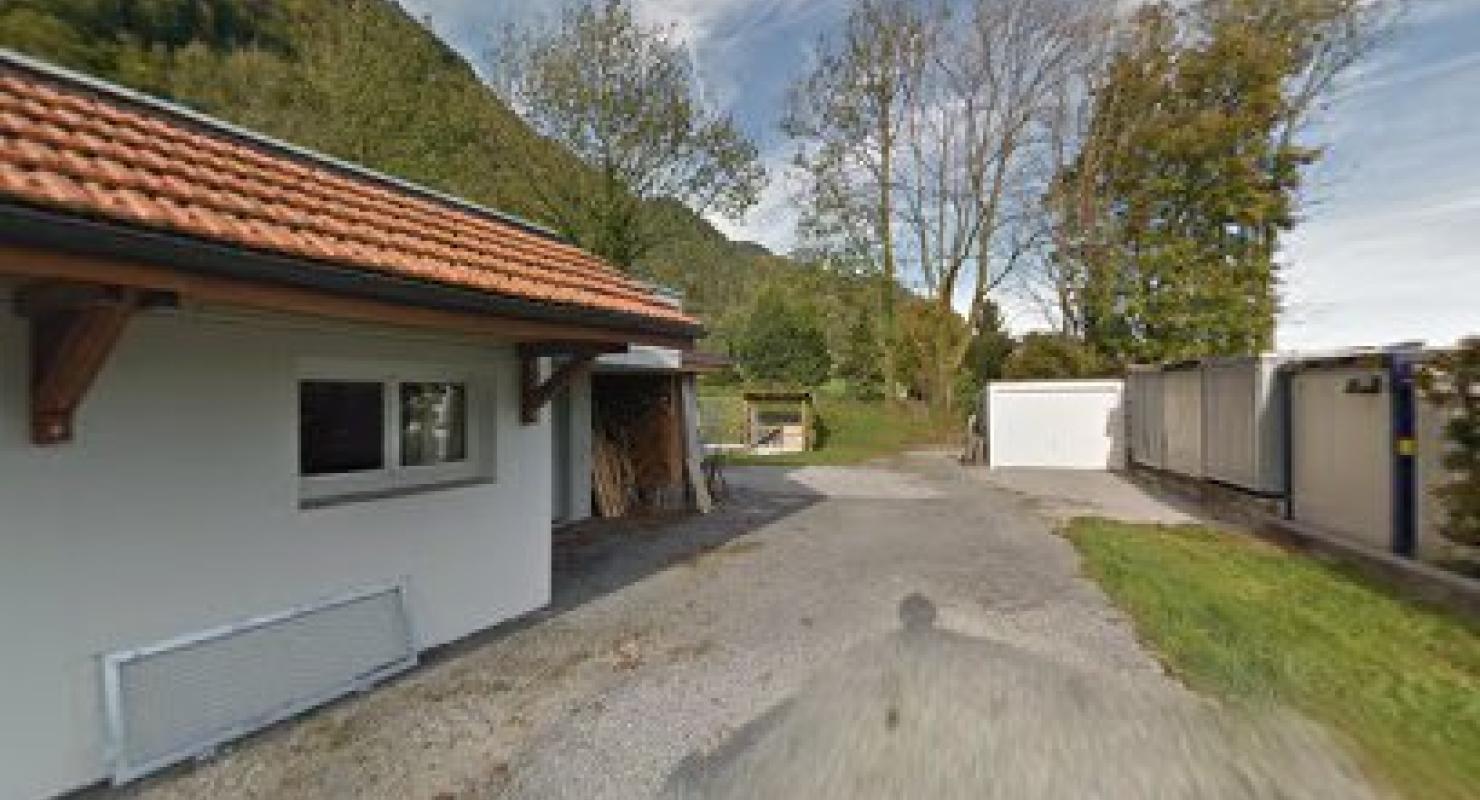 Angi Interieur - Upcycled Fashion in Glarus