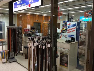 Hug Schuh- und Schlüsselservice AG - Second-hand Clothing in Aargau