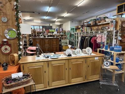 HIOB Grossbrockenstube Secondhand - Second-hand Clothing in Grisons