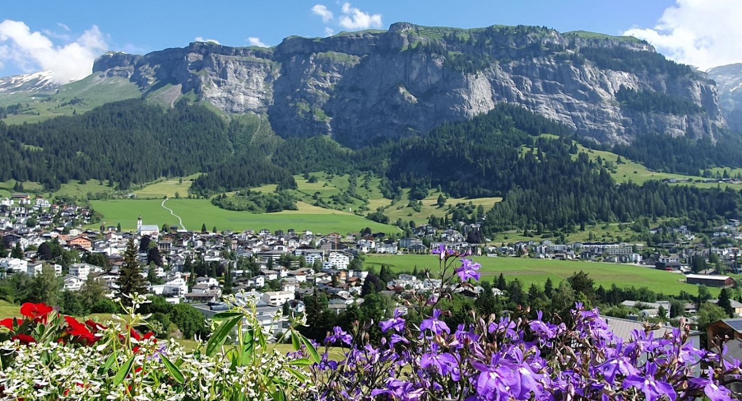 YVEMA collective - Vêtements de seconde main in Grisons