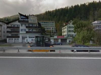 Elisabeth Schubiger - Upcycled Fashion in Grisons