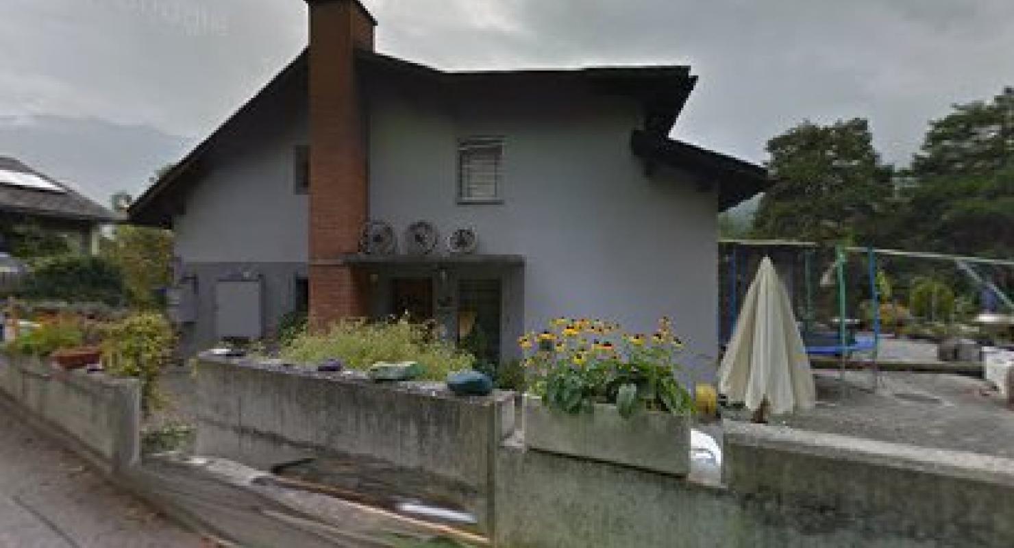 Camenisch Angela - Upcycled Fashion in Grisons