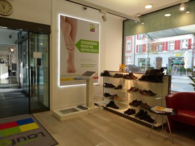 Laufgut Degiacomi Chur - Spezialschuhe | Schuhtechnik | Laufanalyse - Second-hand Clothing in Grisons