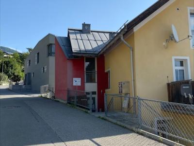 Manuel Fashion Schneiderei Scuol - Mode upcyclée à Grisons