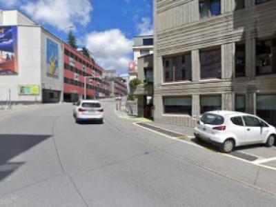 Madalena Madau, Chemische Reinigung - Upcycled Fashion in Grisons