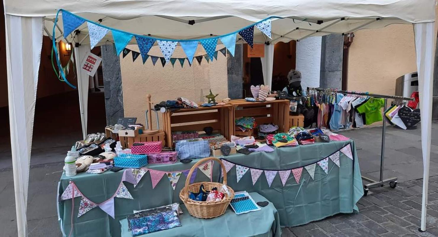 bj-creationen - Kinderartikel Handgemacht - Vêtements de seconde main in Grisons