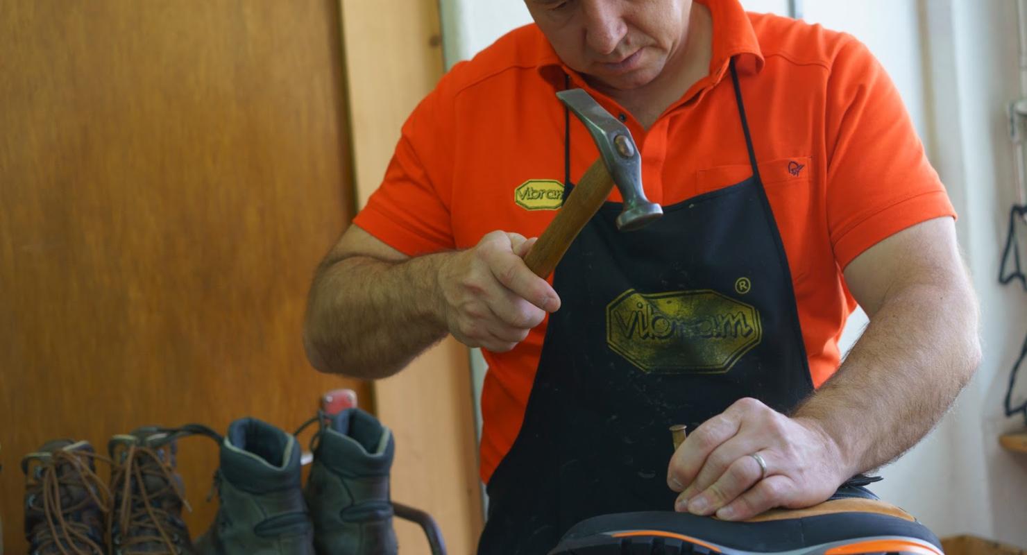 New Rada Schuhmacherei GmbH Le Prese - Second-Hand-Kleidung in Graubünden