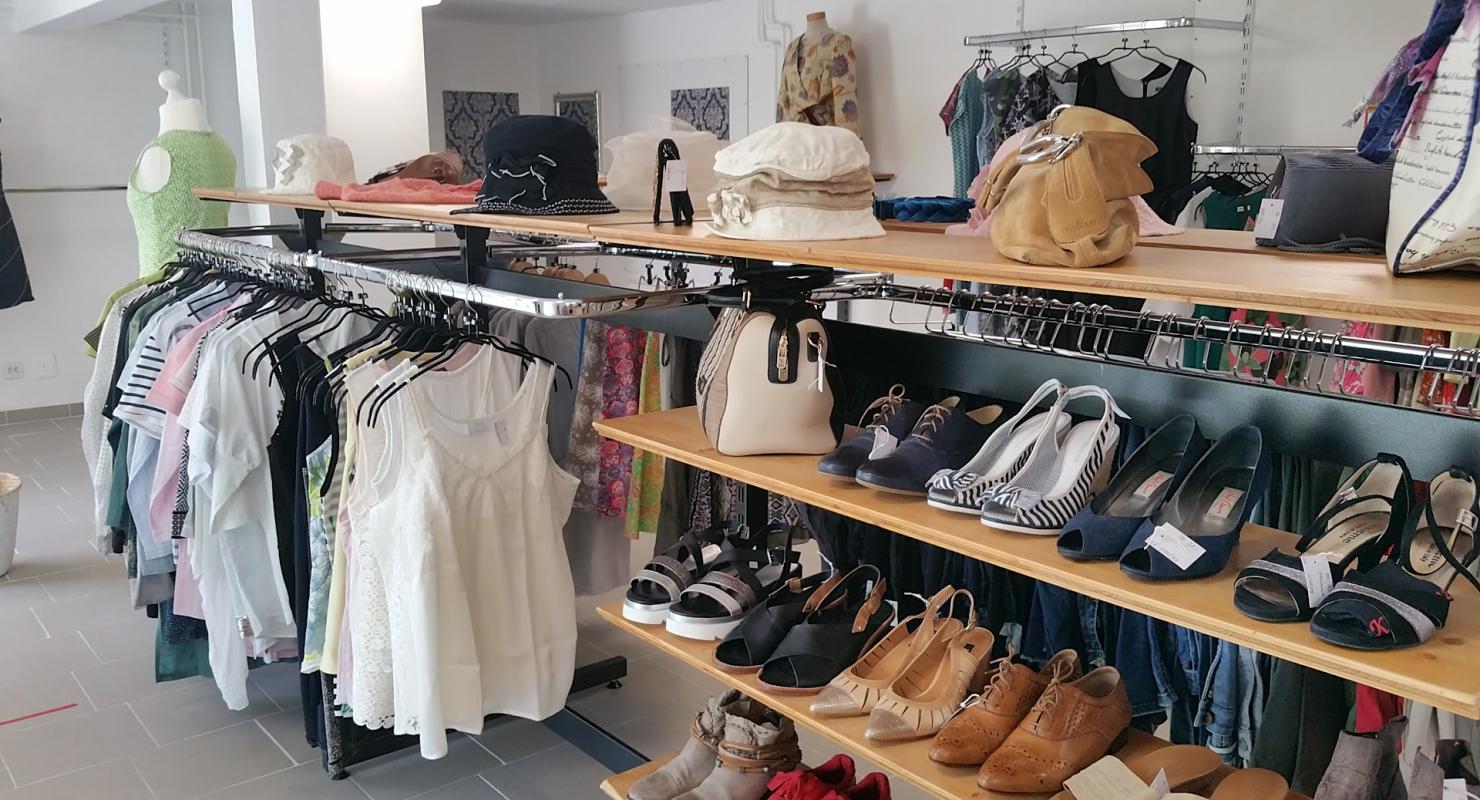 Samt und Seide - Second-hand Clothing in Thurgau