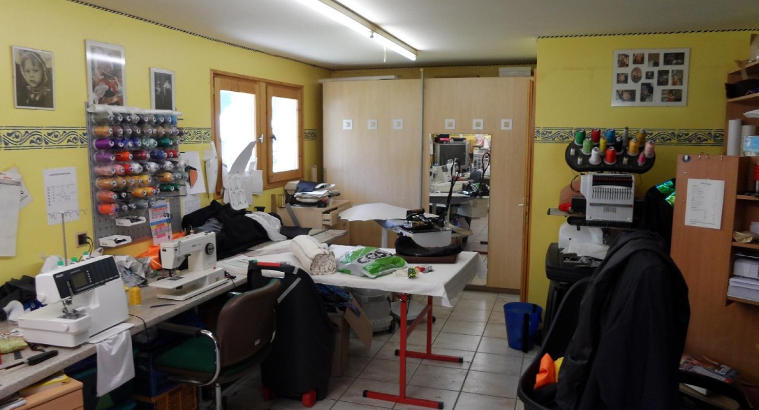 Atelier de couture La Retouche - Repair & Alteration in Valais