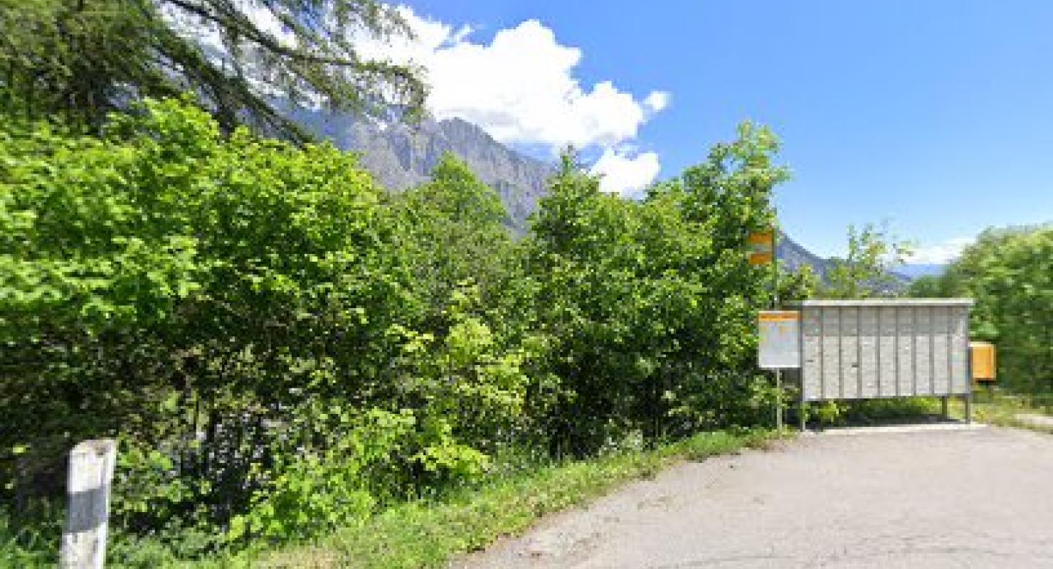 l'ambassade design Sàrl - Second-hand Clothing in Valais