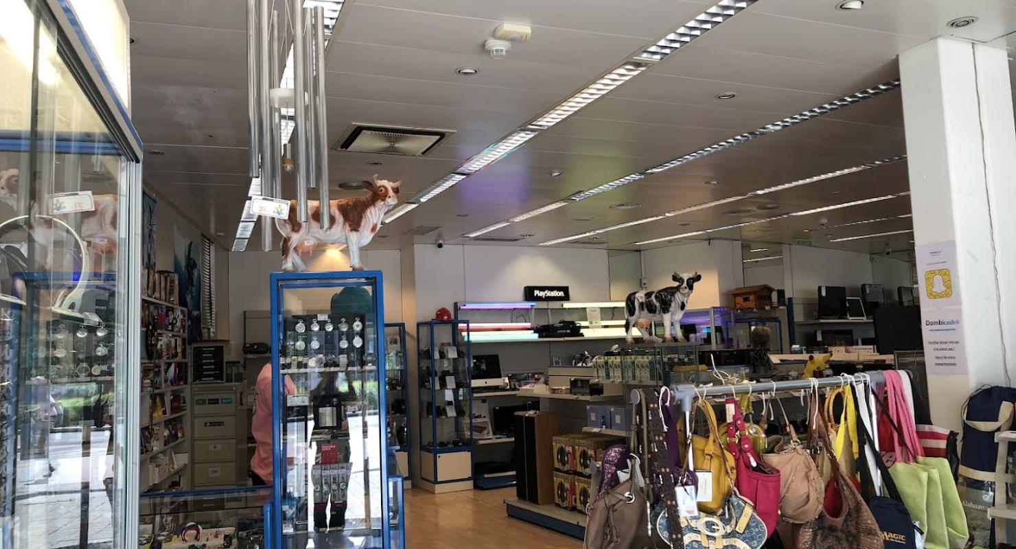 Dombicash Sion - Second-hand Clothing in Valais