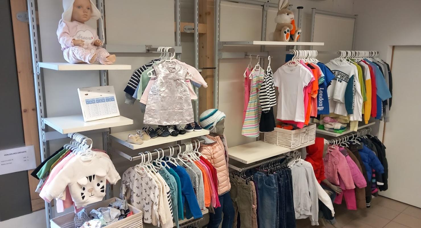 Emmaüs Valais - Second-Hand-Kleidung in Wallis