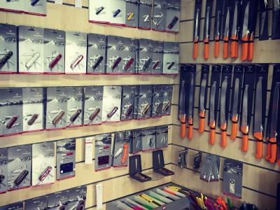 Sàrl Cordonnerie Multi-Services - Second-hand Clothing in Valais