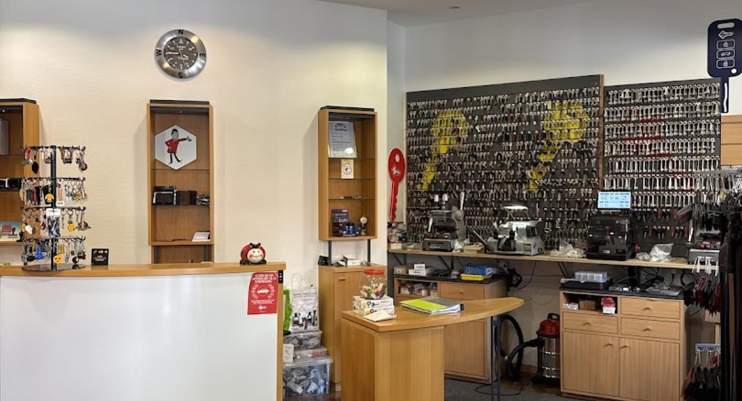 Mister Minit Visp - Second-hand Clothing in Valais