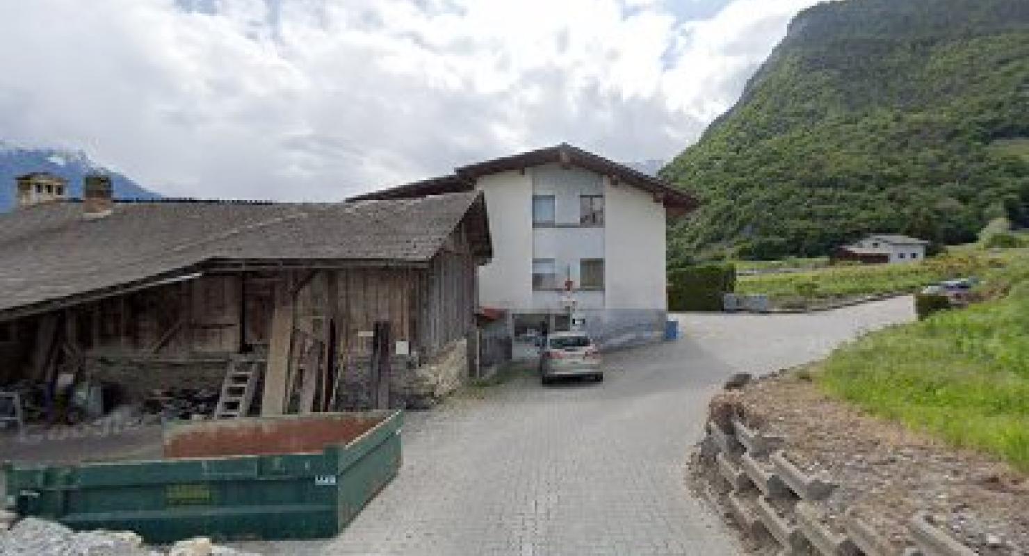 Gaby Carrupt - Upcycling-Mode in Wallis