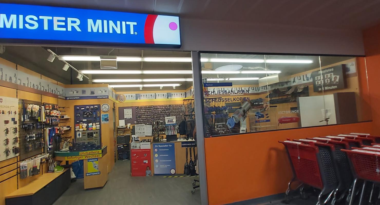 MISTER MINIT - Second-Hand-Kleidung in Wallis