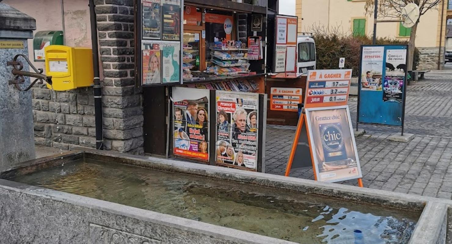 Kiosque et friperie de Réchy - Second-Hand-Kleidung in Wallis