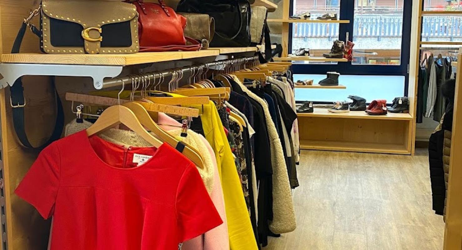 La Nippe Fashion - Abbigliamento di seconda mano in Vallese
