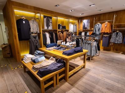 WE Fashion Luzern - Weggisgasse - Second-hand Clothing in Lucerne