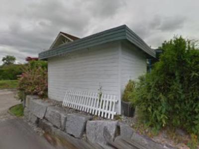 Samanta - Upcycled Fashion in Lucerne