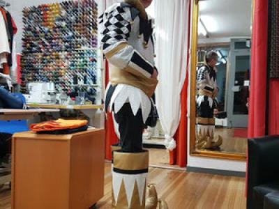 Zekos Express Nähatelier und Textilreinigung GmbH - Upcycled Fashion in Lucerne