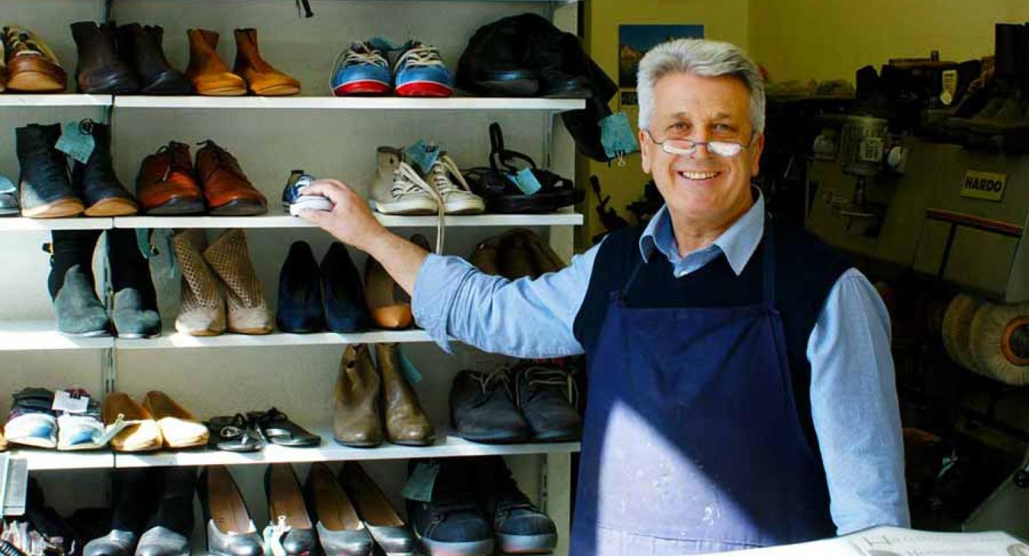 Schoe and locksmith key shop - Second-hand Clothing in Lucerne