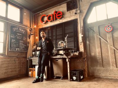 SAM - Tailor Atelier Ballwil - Upcycled Fashion in Lucerne