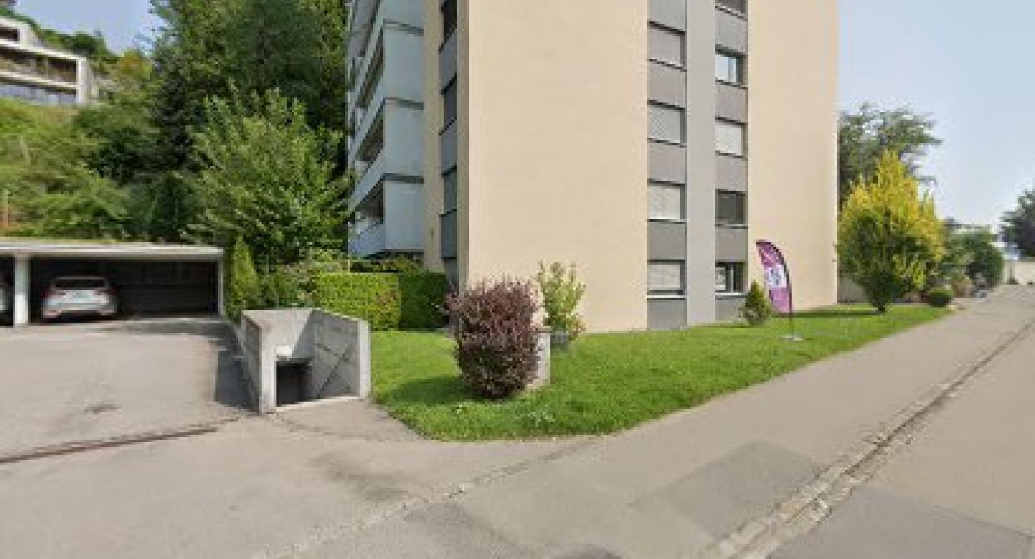 Mrs. Margrit Lehmann Tailleur - Upcycled Fashion in Lucerne