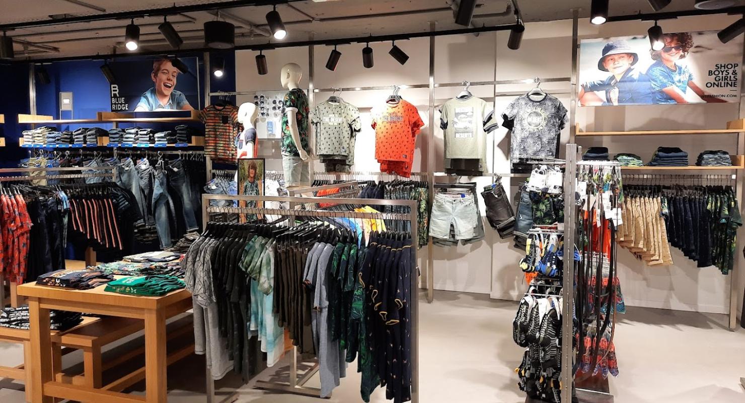 WE Fashion Emmenbrücke - Shopping-Center - Second-hand Clothing in Lucerne