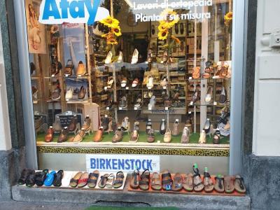 Calzature & Riparazioni Atay - Second-hand Clothing in Ticino
