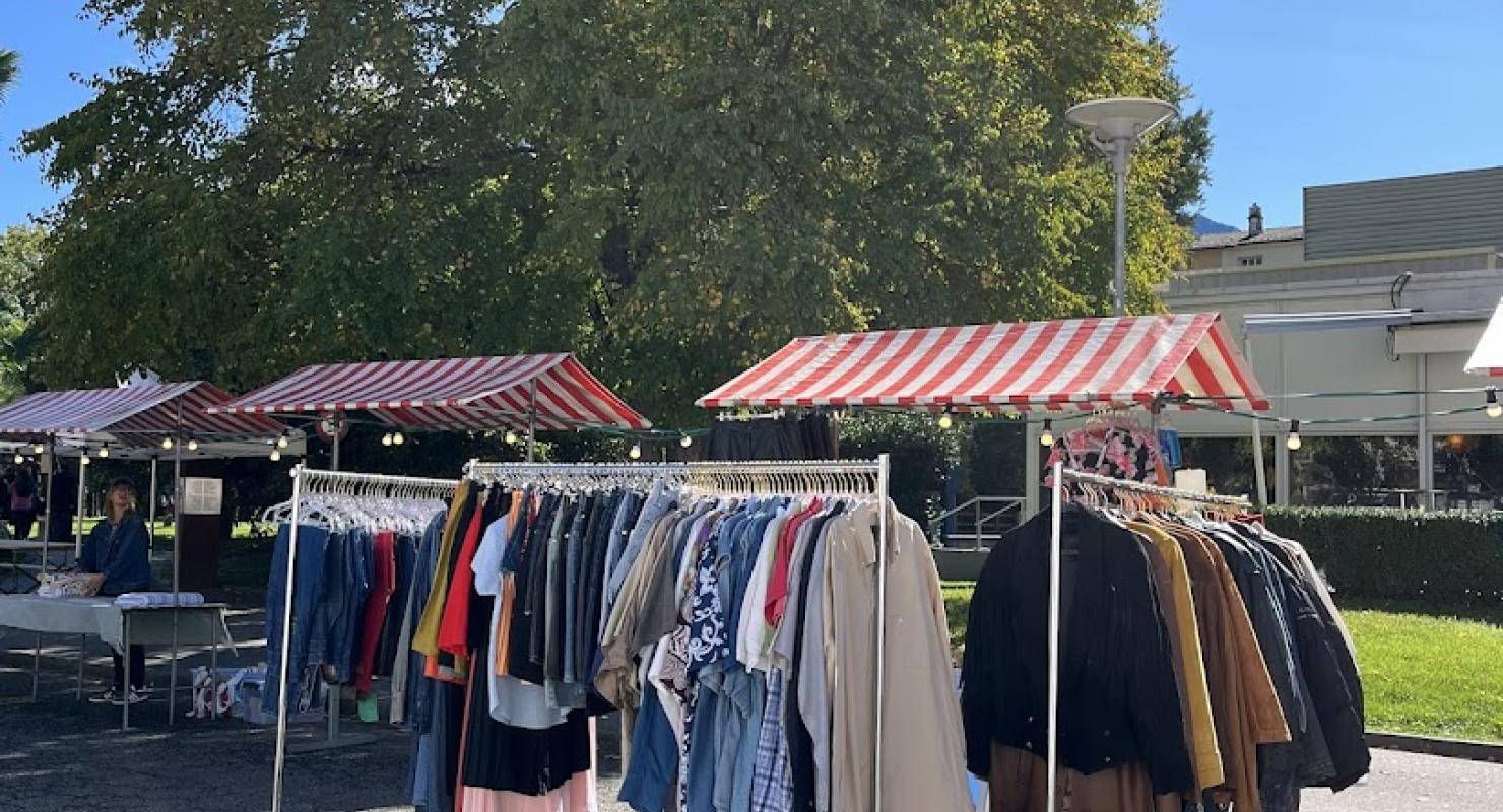 Normcore Second Hand - Vêtements de seconde main in Tessin