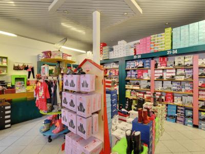 Pari & Dispari di Masa Liliana - Second-hand Clothing in Ticino