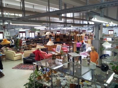 CATISHOP.CH di Caritas Ticino - Second-hand Clothing in Ticino