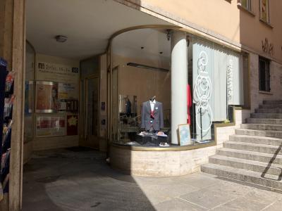 Sartoria e moda Zekiye Cicek - Upcycled Fashion in Ticino