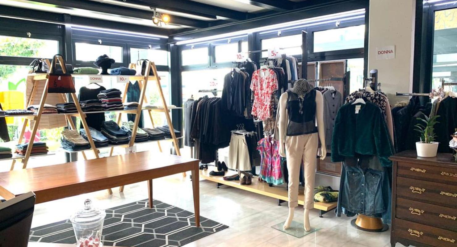 Vintage MoSaLe - Second-hand Clothing in Ticino