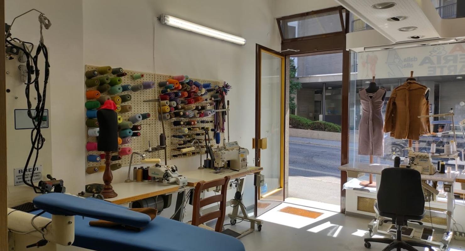 Sartoria e Lavanderia AZ - Upcycled Fashion in Ticino
